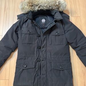 Canada Goose Banff parka Black Jacket with Fur Trim